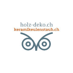 holz-deko und keramikeulenstaub